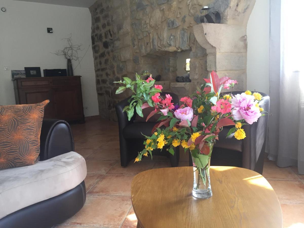 La Magnanerie *** Holiday home Vesseaux